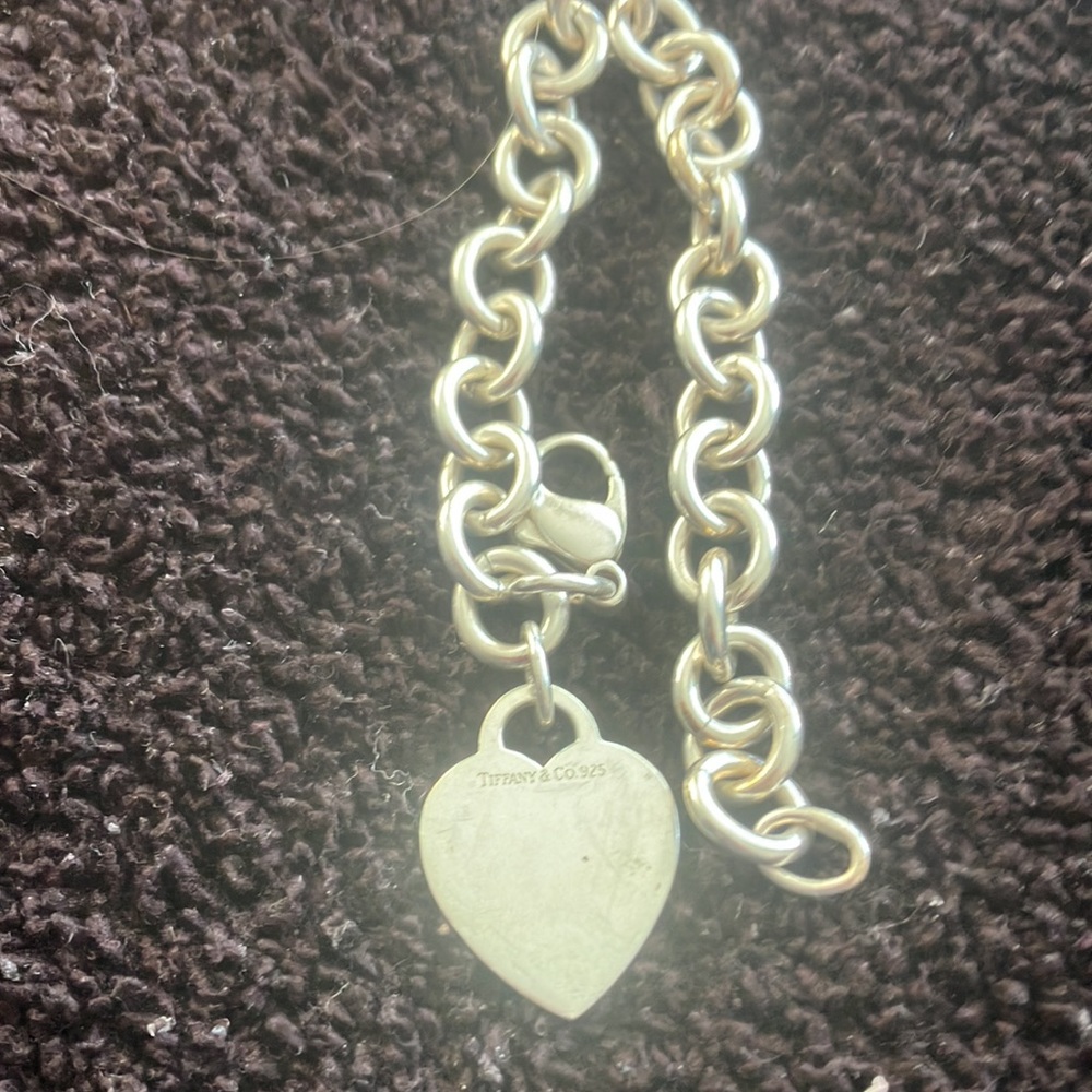 TIFFANY & CO sterling silver heart bracelet - Picture 2 of 7